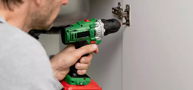 Commercial Door Hinge Repair Gardena