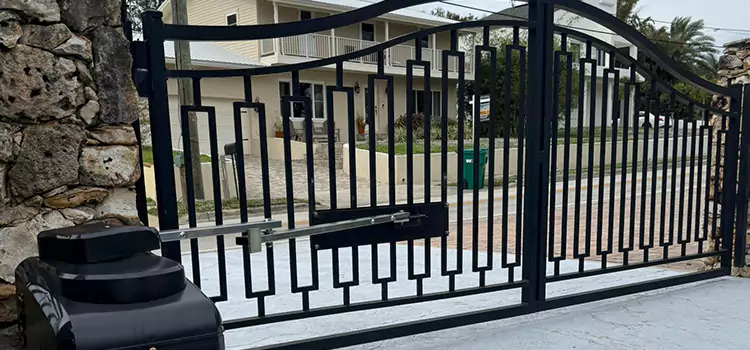 Swing Gate Opener with Keypad Gardena