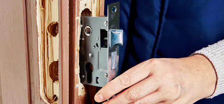 Garage Door Lock Replacement Gardena